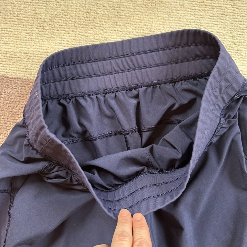 LULULEMON ATHLETICA Sun Setter Jogger | navy | 8 - Picture 6 of 9